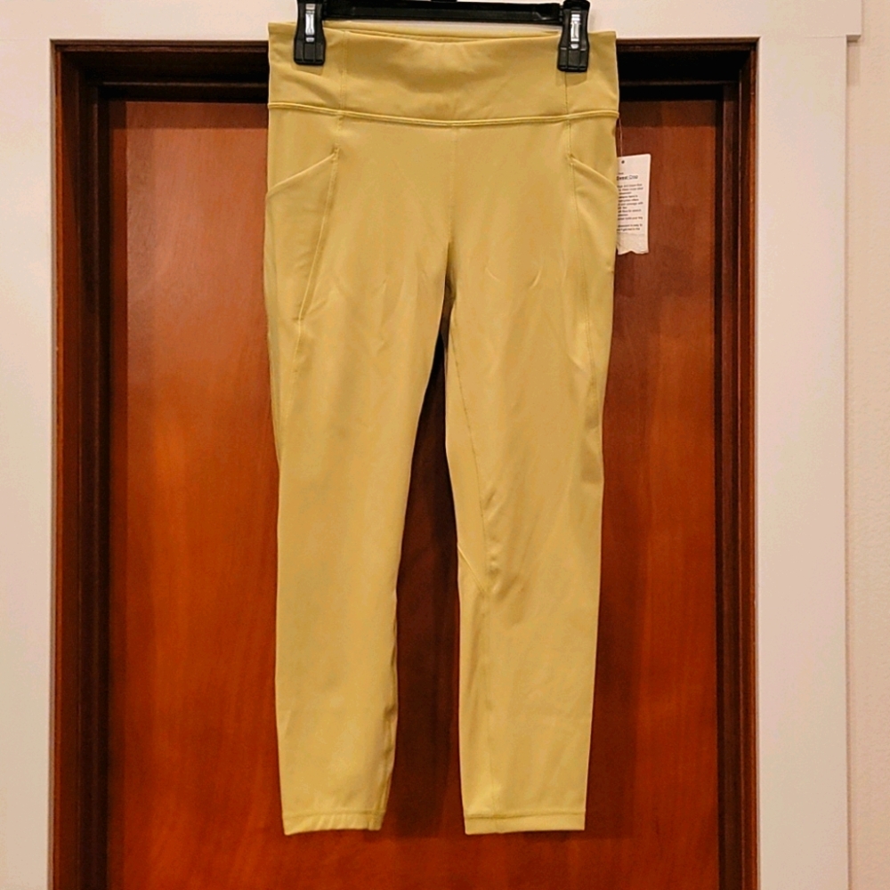 Lululemon crop pants